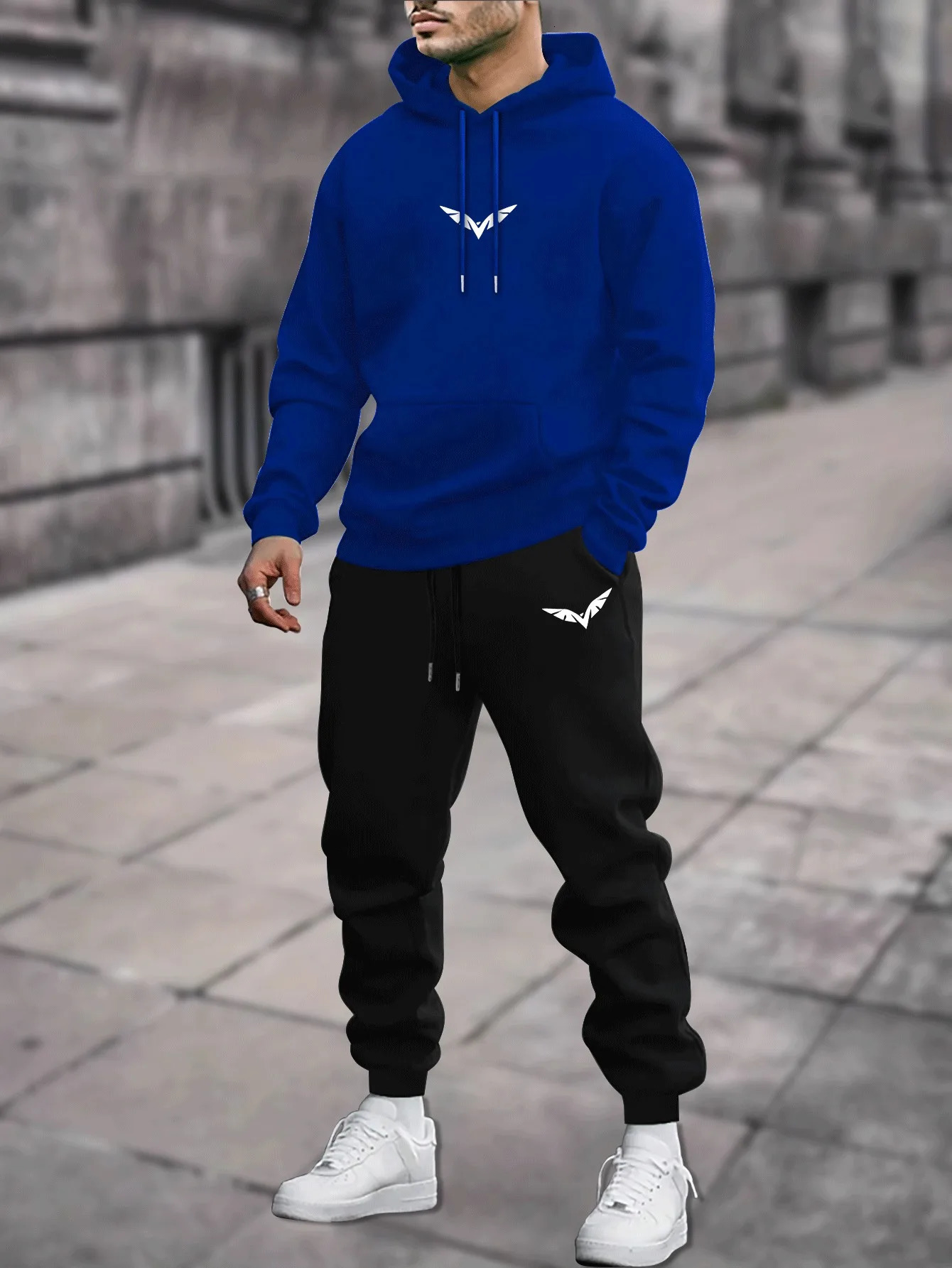 Urban Cool Mens Casual Sports Set Fashion Geometric Print Hoodie and Sports Pants Loose Fit Stretch Material 251016