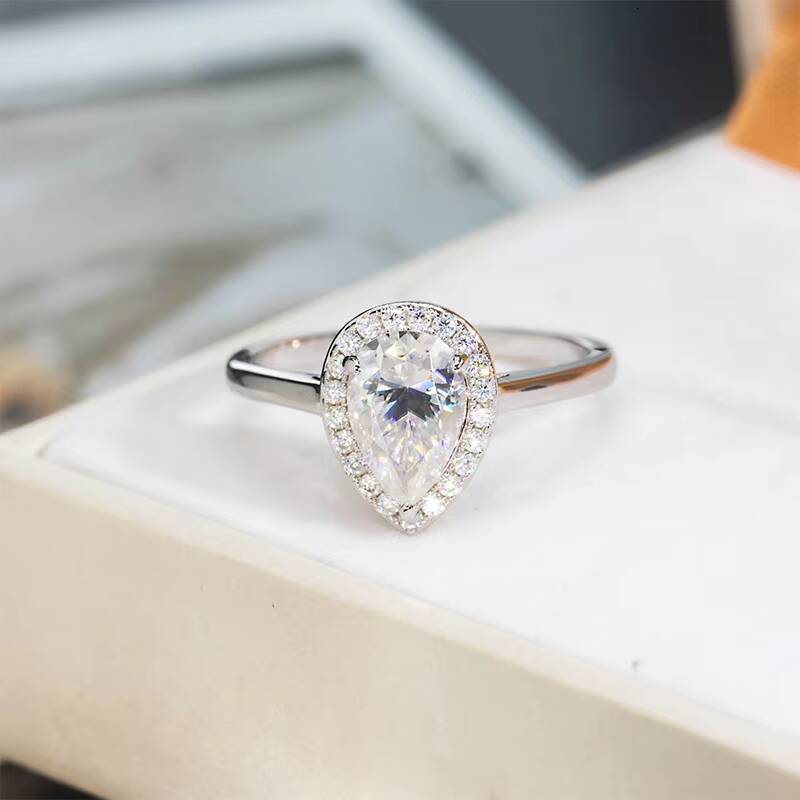 Fashion Jewelry Rings S925 Silver Halo 15CT40CT Pear Cut Moissanite Ring Custom Fine Women Engagement Weeding Ring