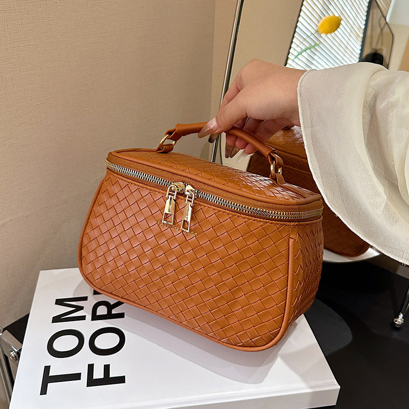 Luxury Brand Designer Bag Internet Celebrity New Style Woven Makeup Bag Travel Portable Multifunctional High-End Large Capacity Cosmetic Organizer Bag