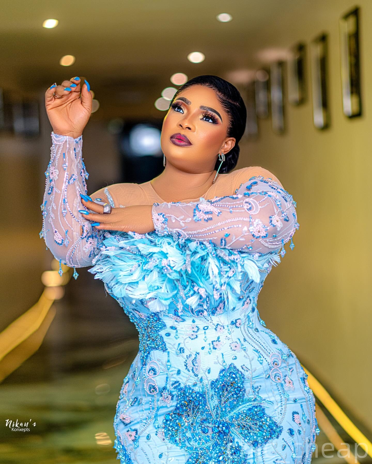 Mermaid Light Sky Blue Plus Size Prom Dresses 2025 Feather Crystals Sequined Evening Formal Party Second Birthday Engagement Gowns Dress For Special O