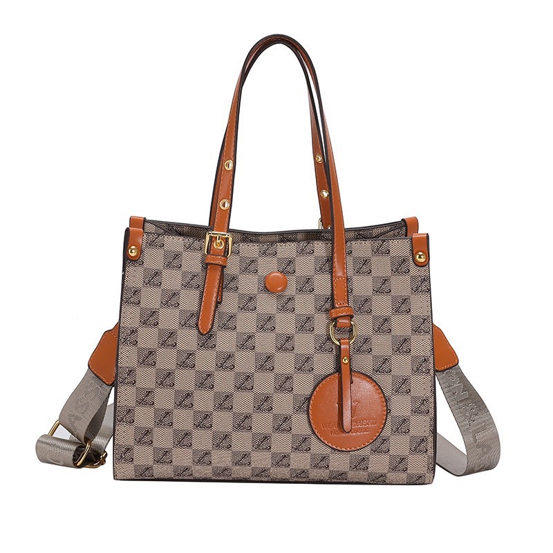 Free shipping designer Fashion Bags New high quality fashionable versatile single shoulder crossbody bag women Stylish Spiffy Attractive Modish