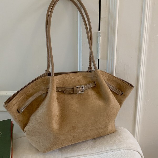 Luxury Brand Designer Bag Niche Design Green Handbag For Women 2025 New Versatile Shoulder Underarm Large Capacity Tote Bag For Women