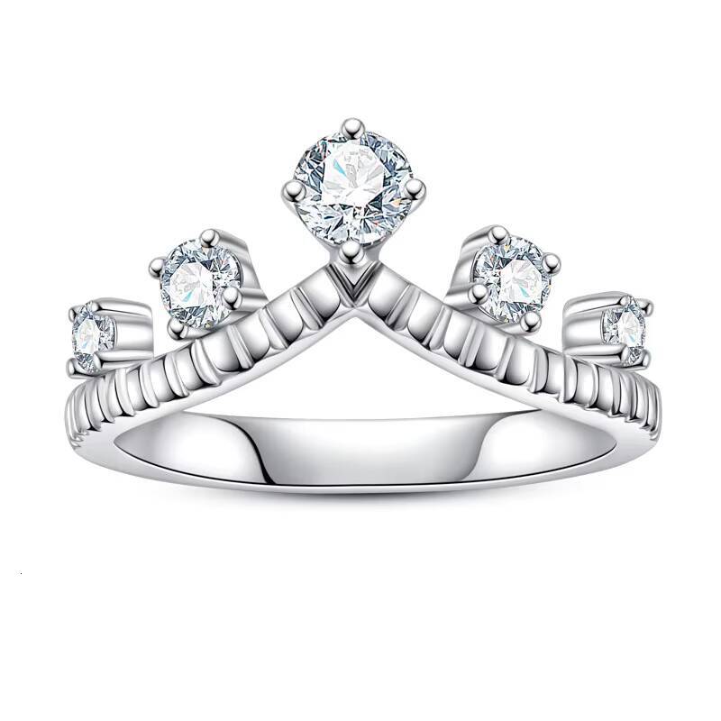 Luxury Fashion 925 Sterling Silver Wedding Ring Customized Trend Crown Shaped Moissanite Ring for Women