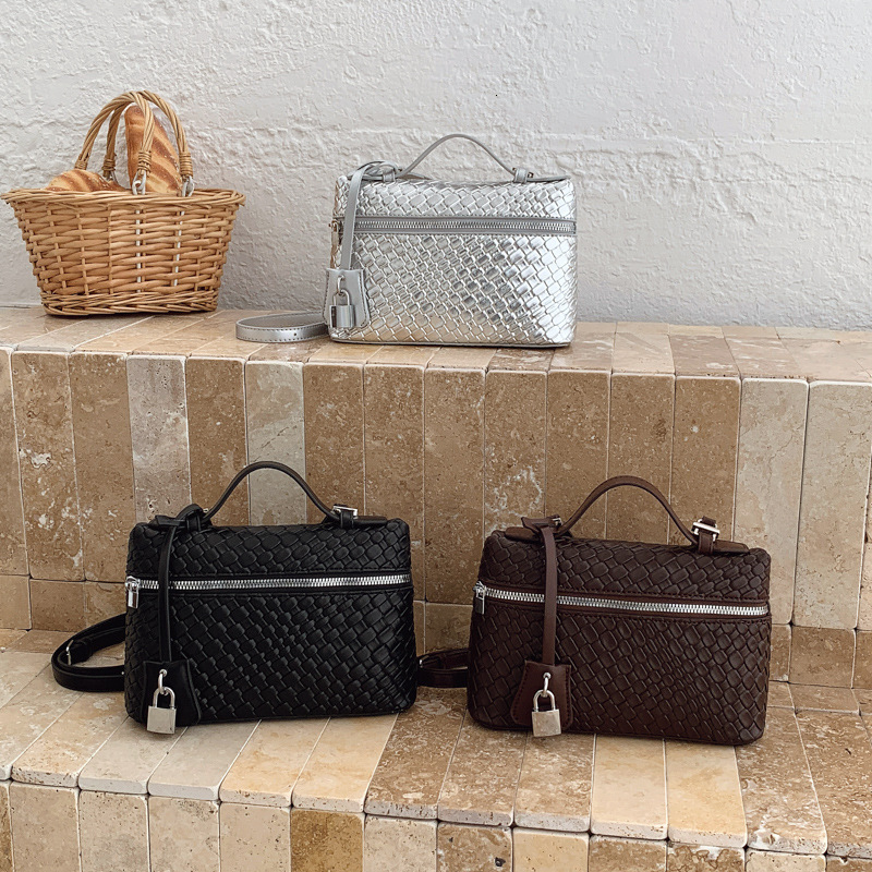 Luxury Brand Designer Bag Handbag For Women New Embossed Woven Box Bag Small Square Bag Niche Exquisite Small Lock Pendant Single Shoulder Crossbody B