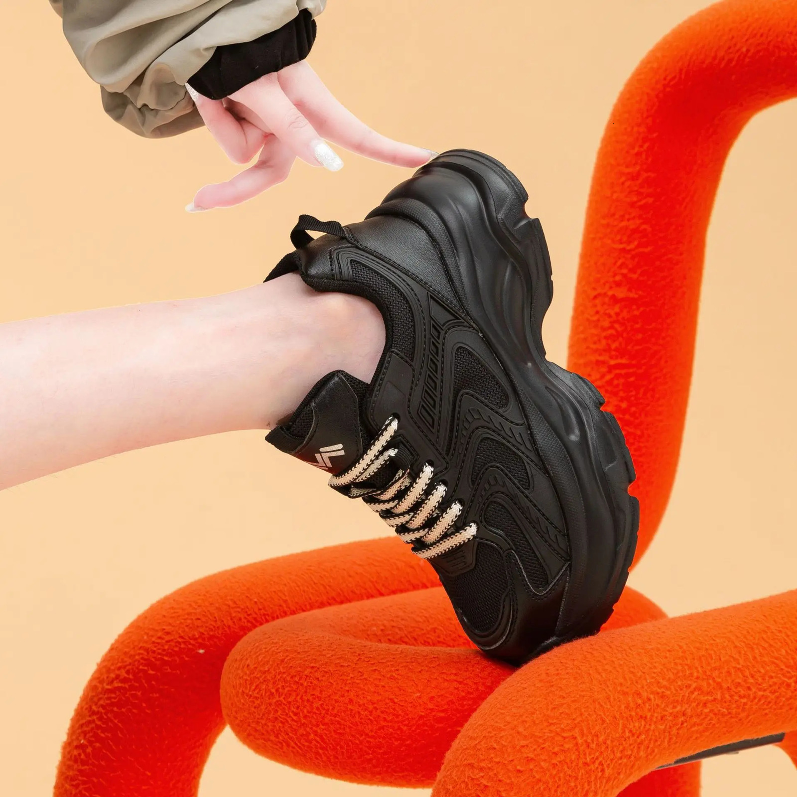 Lightweight steel head antismash protective shoes womens soft bottom ultralightweight super soft not tired feet 251011