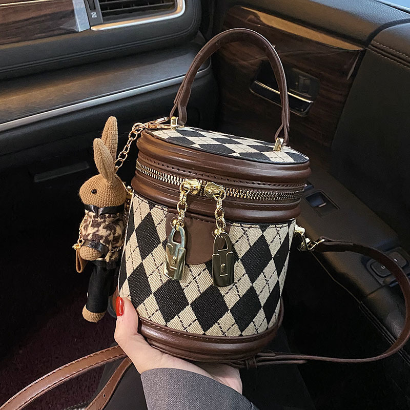 Free shipping designer Fashion Bags New high quality fashionable versatile single shoulder crossbody bag women Stylish Spiffy Classic Sophisticated