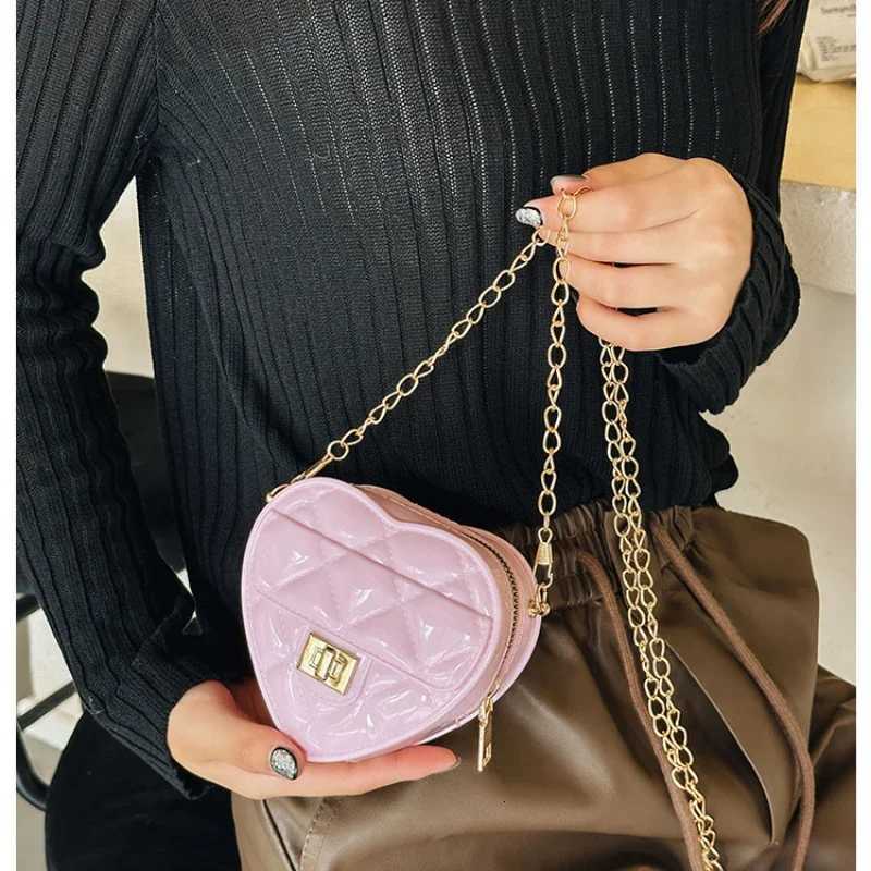 New Childrens Love Bags Fashionable Jelly Shoulder Bag Designer Chain Crossbody Bag Mini Cute Coin Purse Z251018