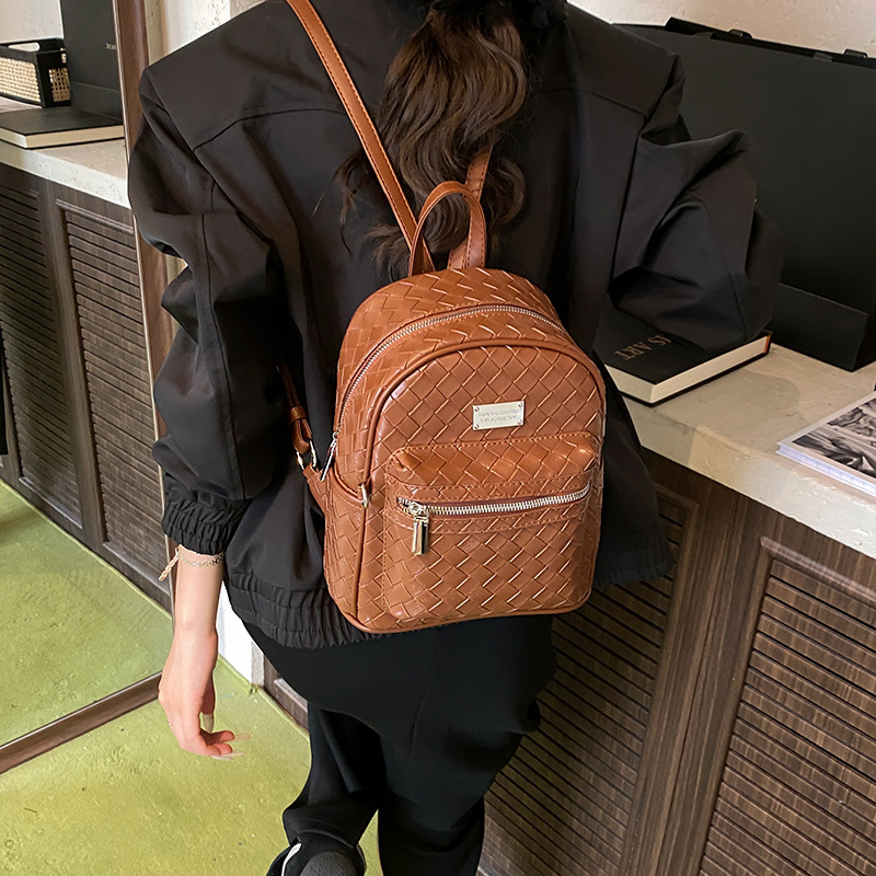 Luxury Brand Designer Bag Autumn And Winter High-End Backpack For Women 2025 New Model College Student Class Bag Commuting Lightweight Travel Backpack