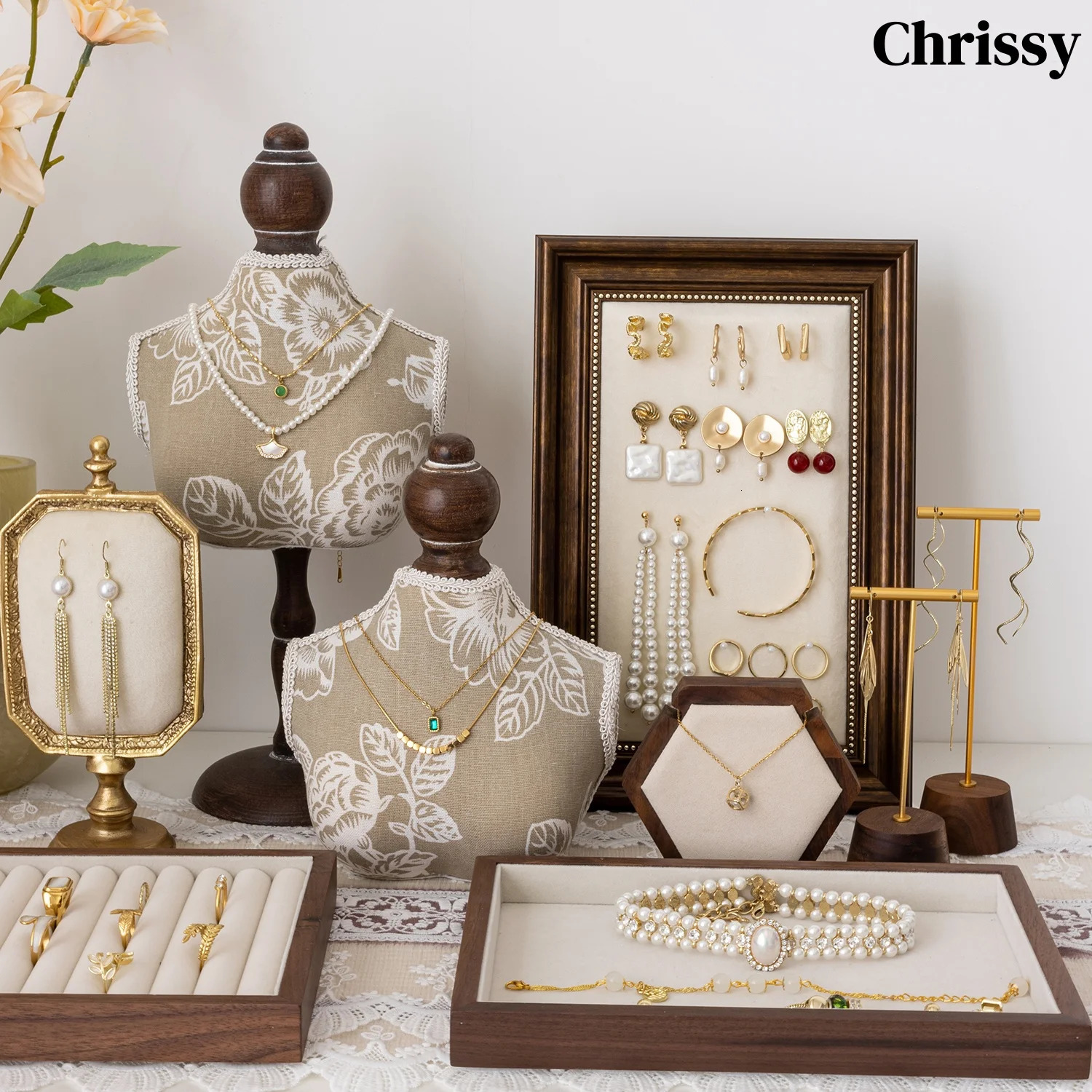 Walnut Wood Model Bust Wooden Jewelry Display Necklace Pendants Mannequin Hanging Earring Holder Jewelry Stands Organizer Rack 251016