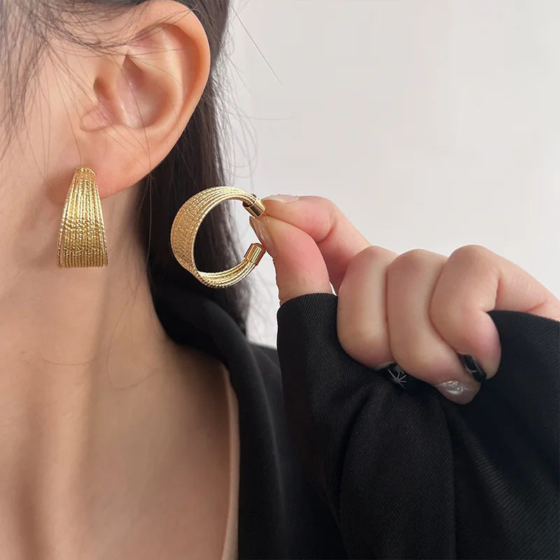 Fashion Trend Unique Elegant Delicate Retro Exaggerated Multilayer Stud Earrings Women Jewelry Party Gifts Wholesale 251013