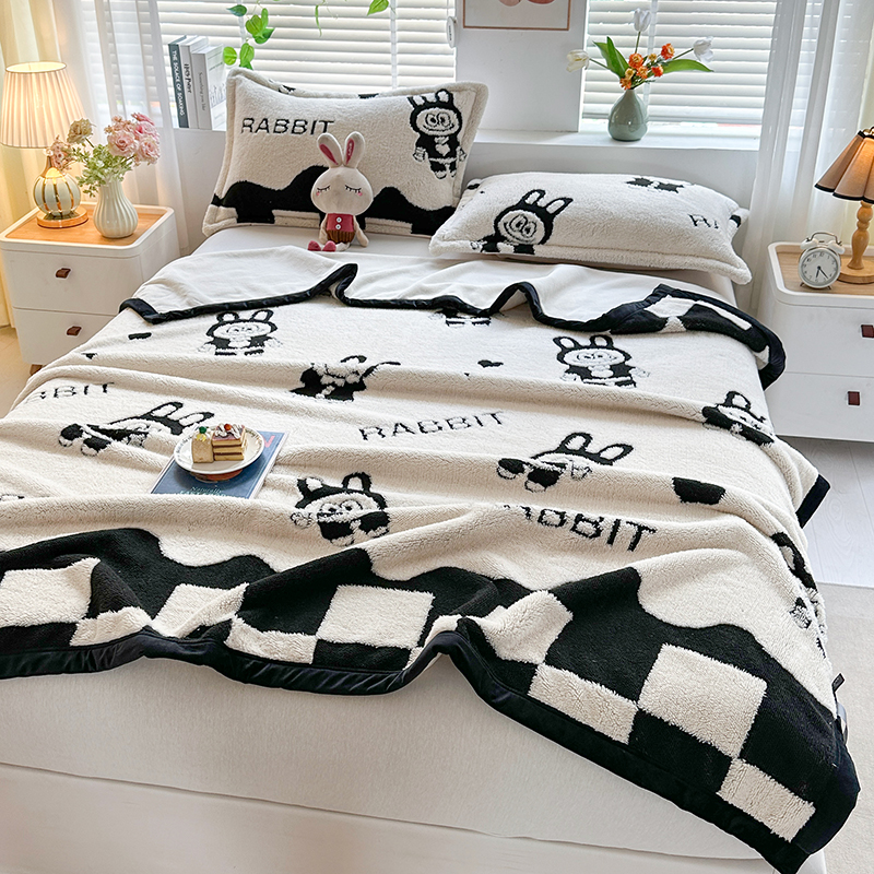 Designer Blanket Luxury Brand Skin-friendly and Soft Throw Black and White Multi-functional Nap Blanket with Labubu Pattern for Office/Bedroom /Travel