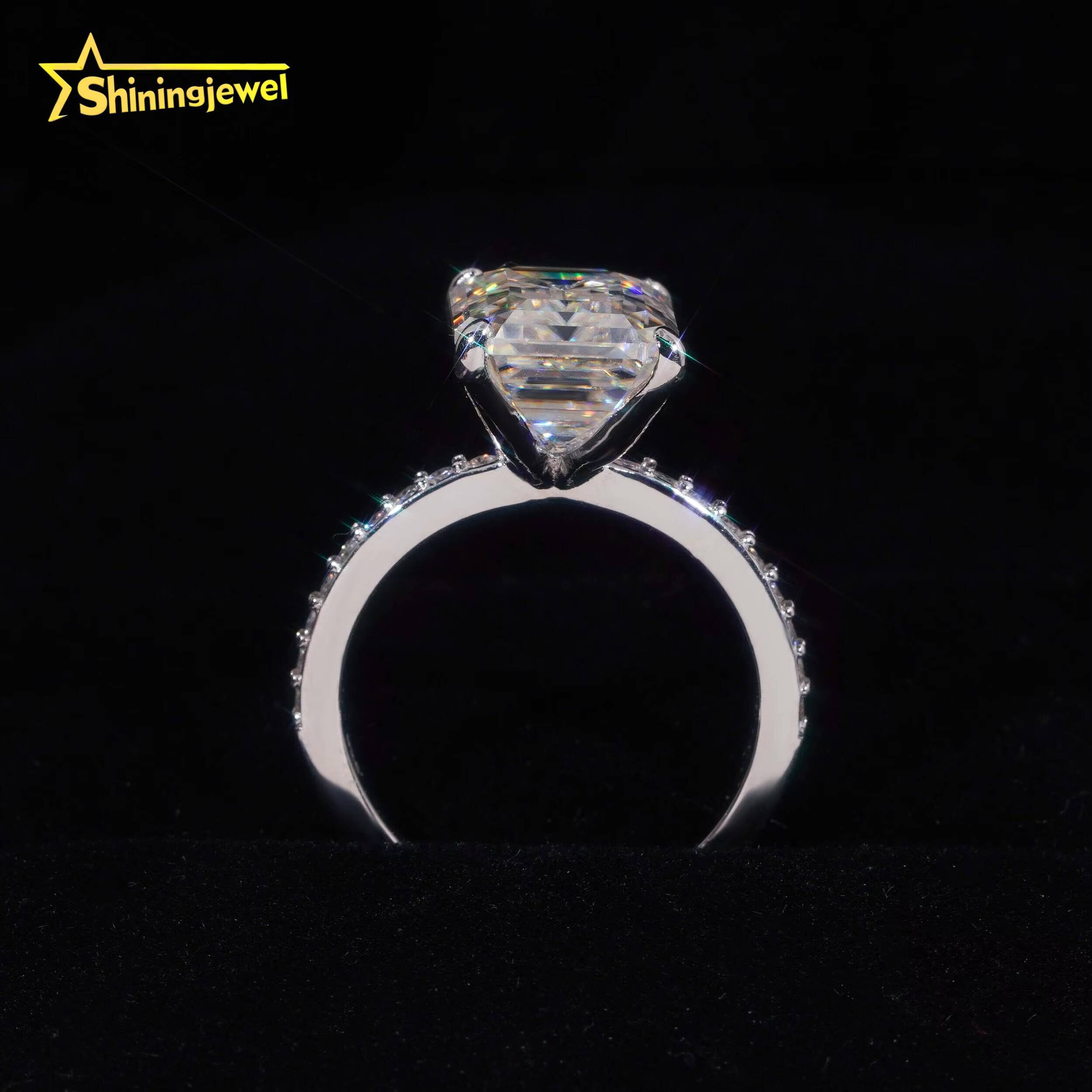 Fast Shipping Gold Plated Emerald Cut Wedding Ring Moissanite VVS Pass Diamond Test 925 Sliver Engagement Rings for Women