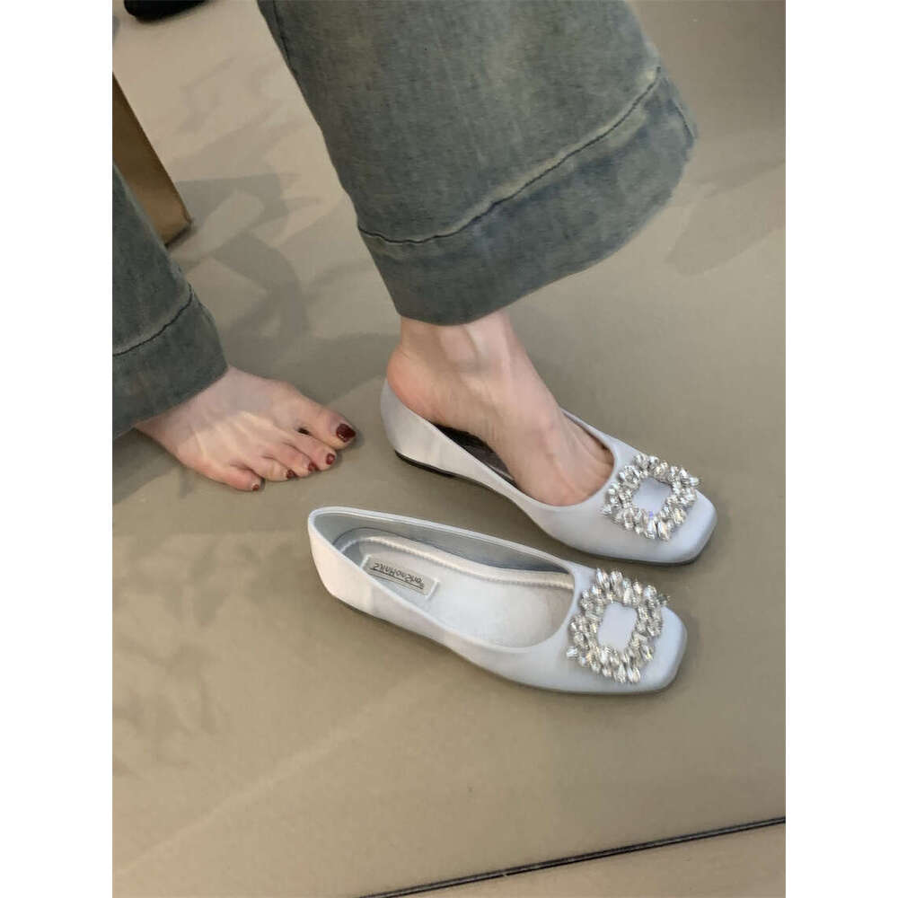 Gentle Fairy Single 2025 New French Evening Style Elegant Square Buckle Rhinestone Shallow Mouth Designer Shoe Flat Commuter Shoes