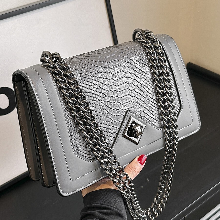 Luxury Brand Designer Bag Red Women's Bag 2025 New Simple Fashion Snake Skin Pattern Single Crossbody Shoulder Bag Small Square Bag