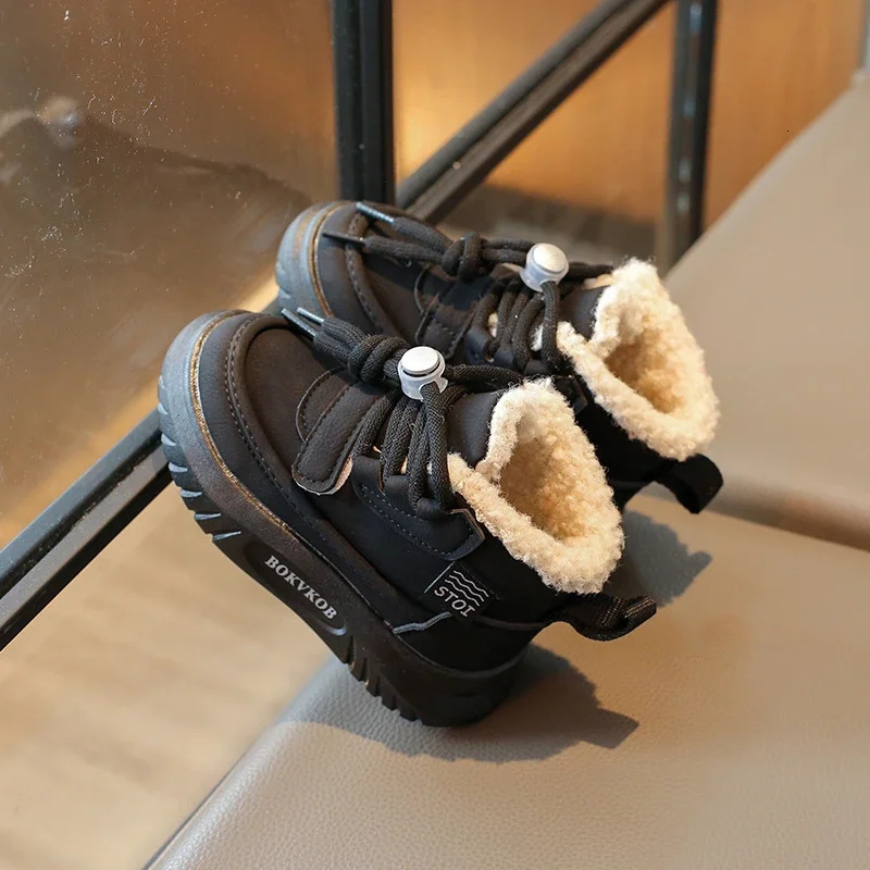 Children Casual Shoes for Girls Boys Winter Fashion Korean Style Soft Bottom Antislippery Versatile Plush Warm Boots 251017