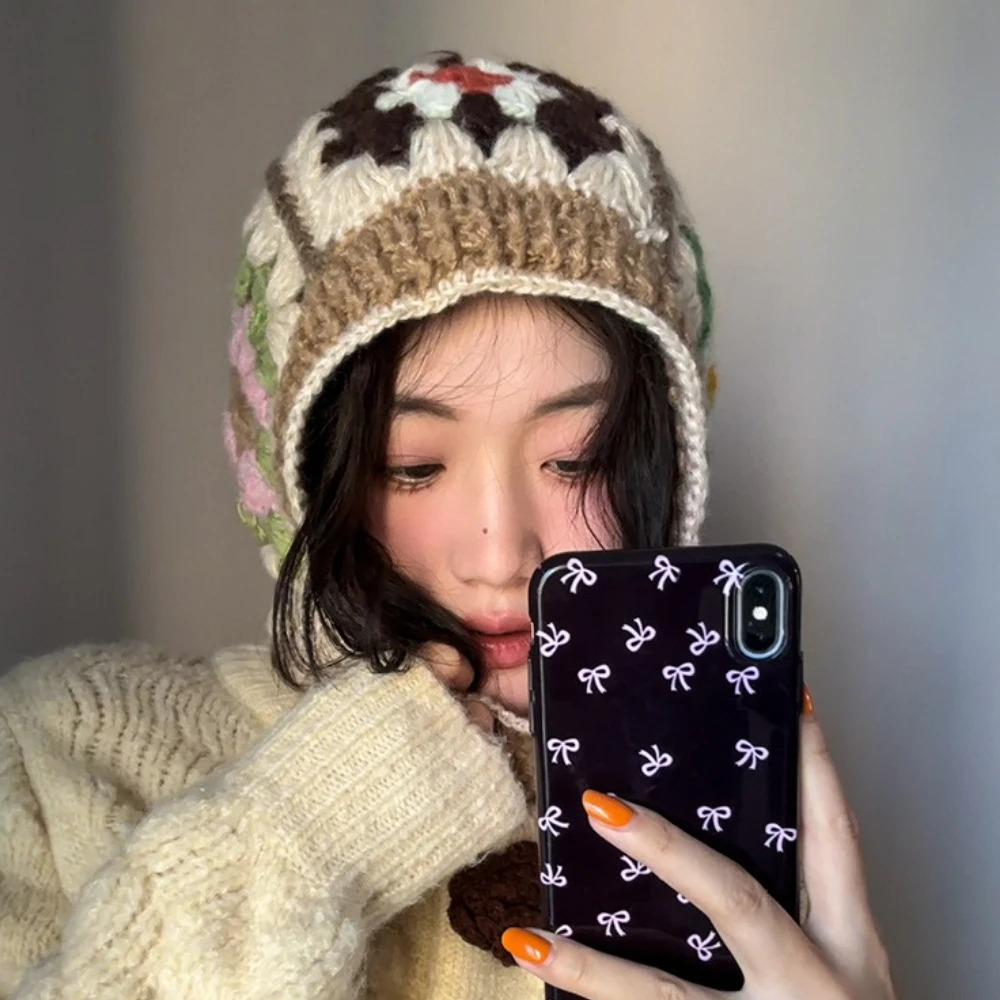 Handmade balaclava hat womens winter Korean version warm knitted yarn hat niche protective neck pullover hat 251014
