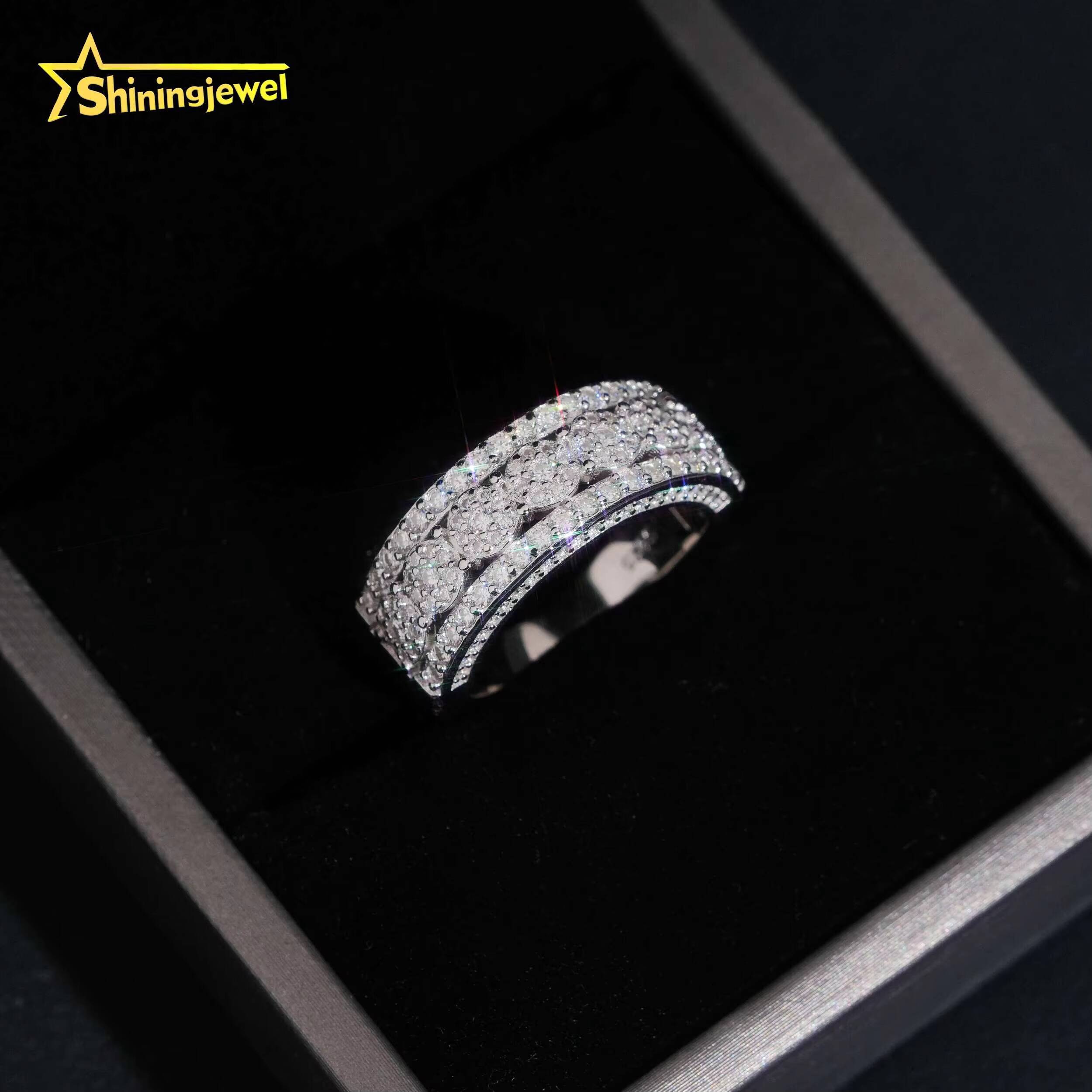 Wholesale Price Hop Jewelry Ring Fully Iced Out Round Cut Diamond VVS D Moissanite 925 Sliver Gold Plated Mens Rings