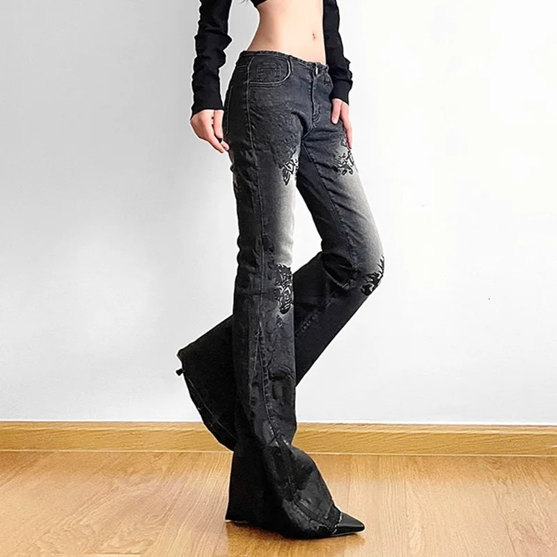 Flared Jeans Pants for Woman Baggy Y2k Womens Denim Shoujo Girl Style Coquette Big Size Spring Clothes Jean 251014