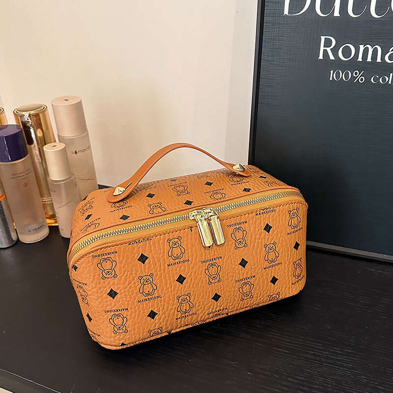 Designer Bag Luxury Bag PU Pillow New Makeup For Women Shoulder Bag Portable Cosmetic Storage Travel Large Capacity Toiletry