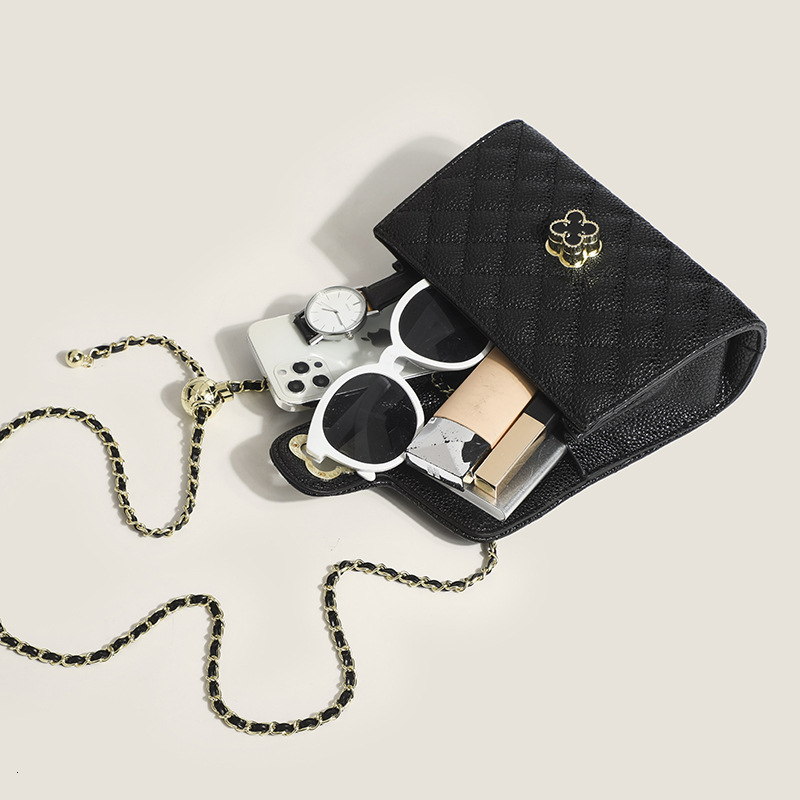 Luxury Brand Designer Bag 2024 New Niche Four-Leaf Clover Gold Ball Style Quilted Chain Bag Versatile Ins Single Shoulder Crossbody Underarm Bag