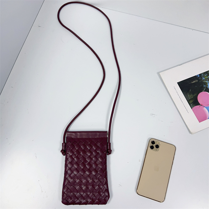 Luxury Brand Designer Bag Fashion Simple New Crossbody Small Bag Trendy Solid Color Woven Single Shoulder Vertical Casual Phone Bag Niche Women's