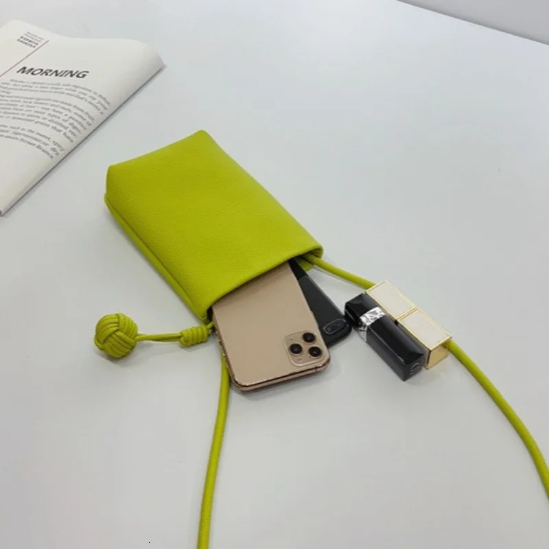 Women Handbags Female Pu Leather Shoulder Bags Large Capacity Crossbody Bags Solid Flap for Women Portable Phone Purse 251014