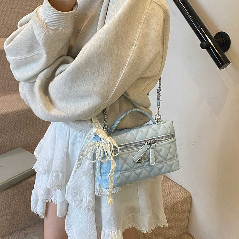 Luxury Brand Designer Bag High-End -Style Box Bag For Women 2025 New Hot-Selling Quilted Chain Shoulder Bag Trendy Versatile Small Square Bag