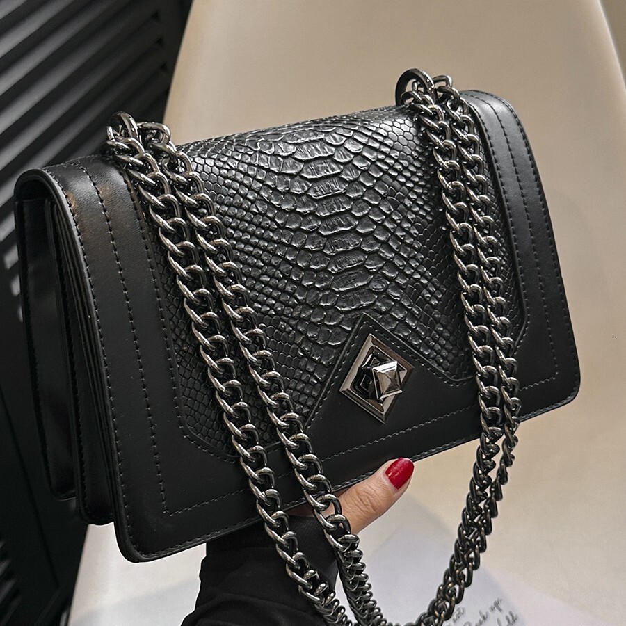 Luxury Brand Designer Bag Red Women's Bag 2025 New Simple Fashion Snake Skin Pattern Single Crossbody Shoulder Bag Small Square Bag