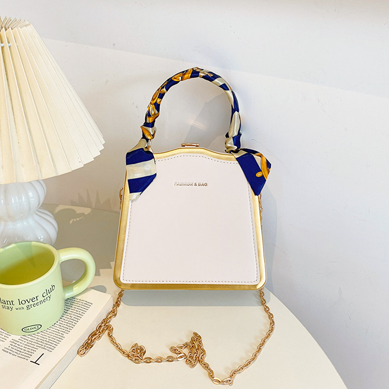 Free shipping designer Fashion Bags New high quality fashionable versatile single shoulder crossbody bag women Stylish Chic Functional Trendy Lightwei