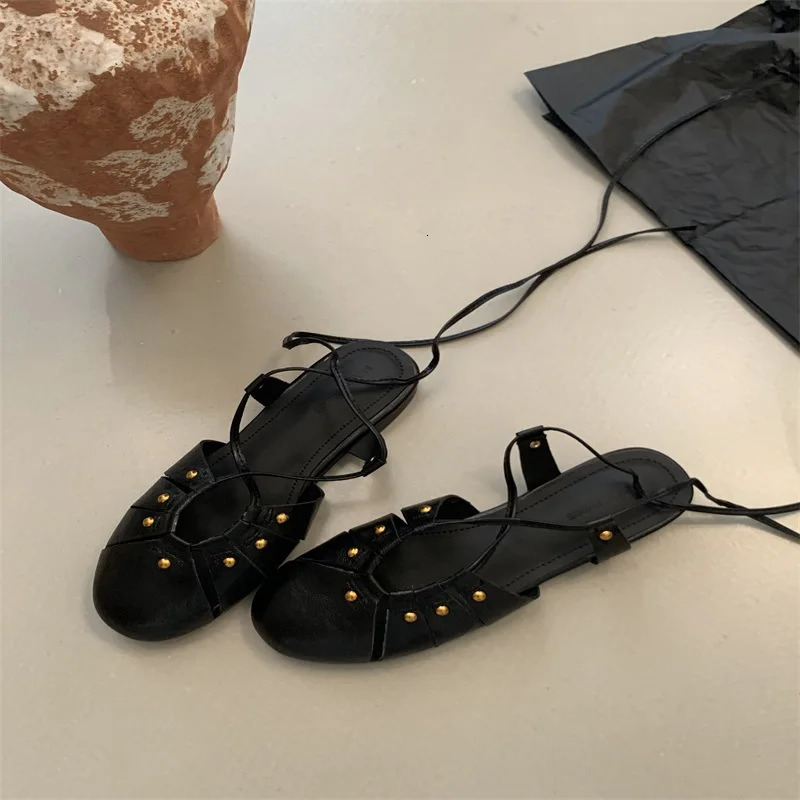 Autumn Women Flat Shoes Fashion Close Toe Lace Up Ladies Elegant Sandal Shoes Soft Flat Heel Outdoor Dress Slingback S 251018