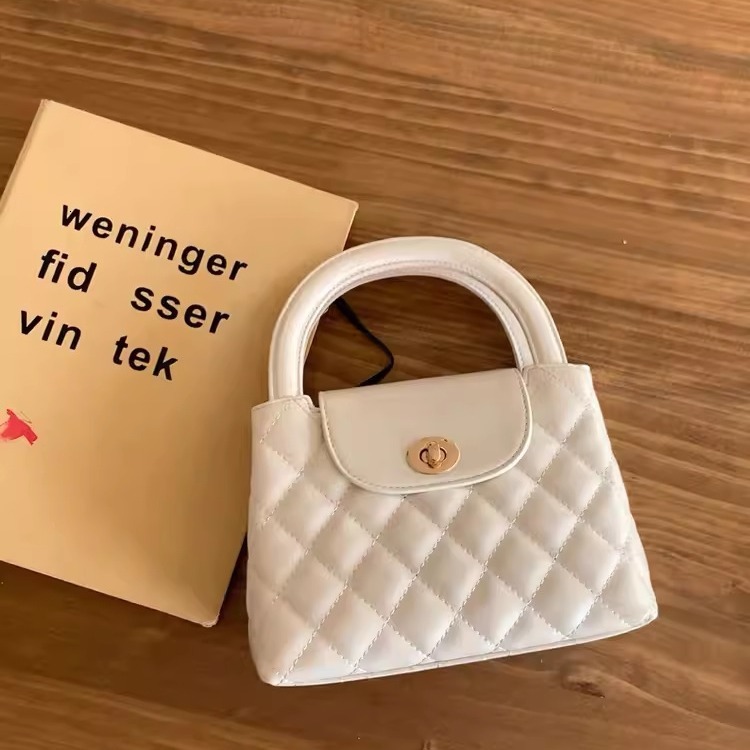 Luxury Brand Designer Bag 2024 Korean Style Simple Quilted Small Chain Bag Fashion Crossbody Handheld Small Bag
