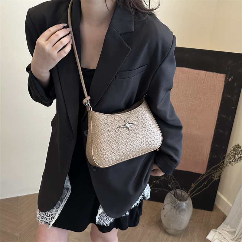 Luxury Brand Designer Bag Minimalist Solid Color Bag For Women, Versatile Crossbody Bag With Faux Embroidery, Fashionable Korean Style Casual Crossbod