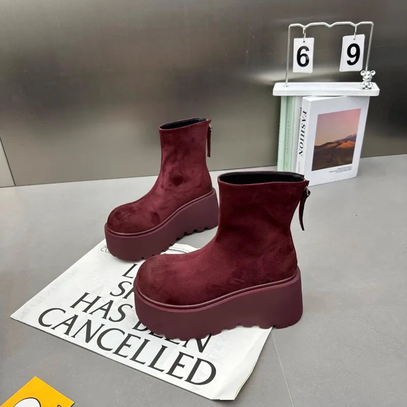 Platform Women Snow Ankle Boots Suede Fashion Flats Shoes Woman Trend Walking Goth Chelsea Boots Warm Cozy Punk Mujer Botas 251011