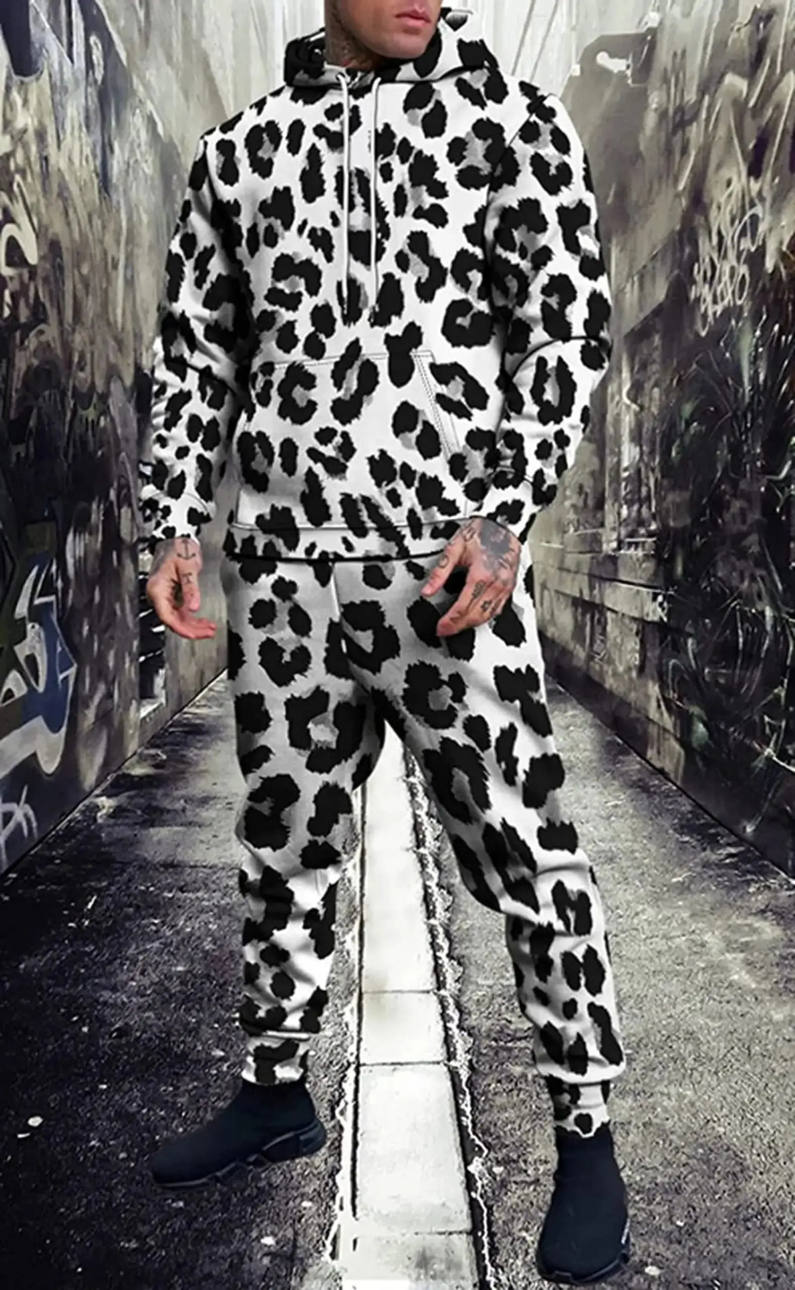 Mens 3D Leopard Print Hoodies 2Piece Hooded Sweatshirt Sweatpants Set AutumnWinter Loose Casual Outdoor Tracksuit Outfits 251016