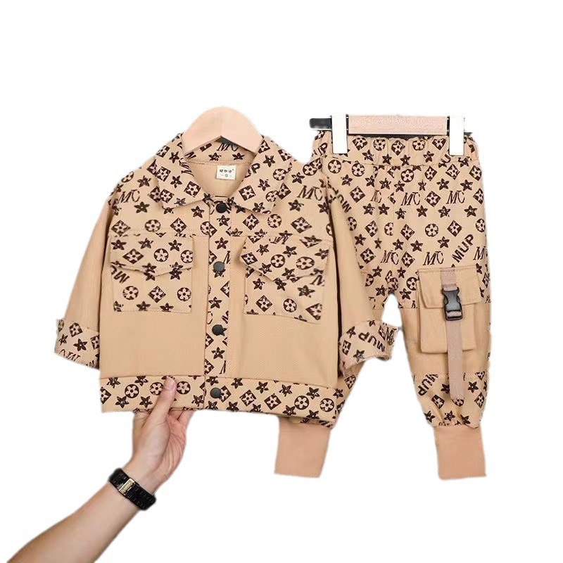 High quality soft 2025 Kids Luxury Cargo Set, All-Over Letter Print 2-Piece Outfit for Boys Girls Free Shipping