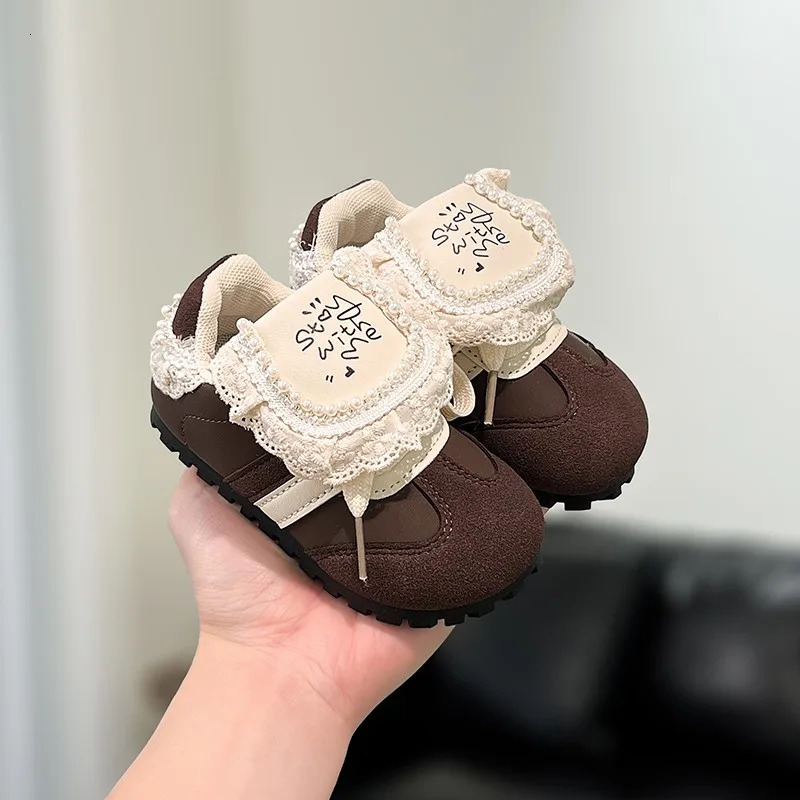 Children Casual Shoes for Girls Autumn Fashion Korean Style Soft Bottom Antislippery Versatile Baby Walk Lace Sneakers 251014