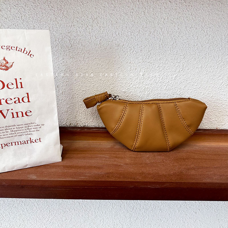 Luxury Brand Designer Bag Korean Version Ins Croissant Bag Niche Texture Croissant Bag Dumpling Bag Large Capacity Coin Purse Female Casual Solid Colo