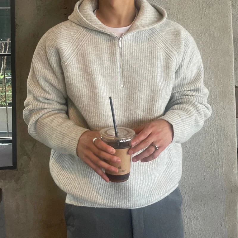 Autumn and winter sports fashion mens casual hooded knitted sweater warm jacket Korean version simple top 251015