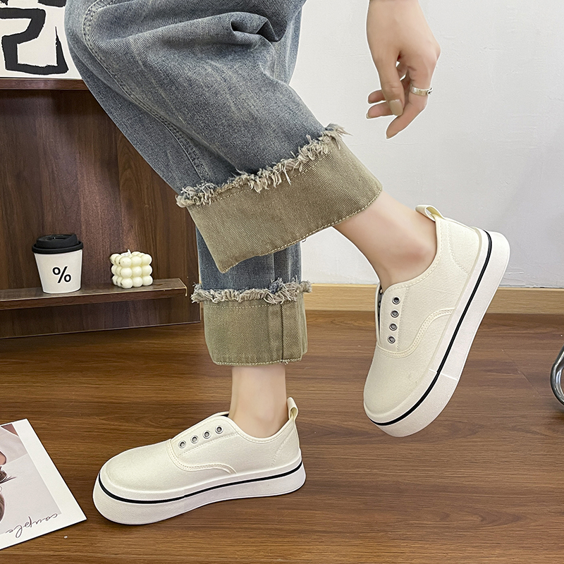 Women's Square Head Toe Low-Profile Canvas Shoes Women's Spring Summer New Style Breathable Thin-Material Flat Heel Board Shoes Student Brea