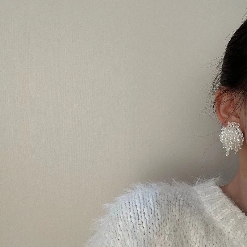 Pearl Crystal Fringed Flowers Earring South Koreas Temperament Fashionable Sweet Elegant Personality Stud Earrings Ms Jewelry 251013