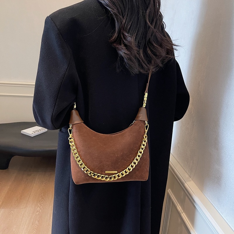 Luxury Brand Designer Bag French Style Niche Suede Bag For Women 2025 New Fashion Versatile Handbag Casual Textured Crossbody Bag