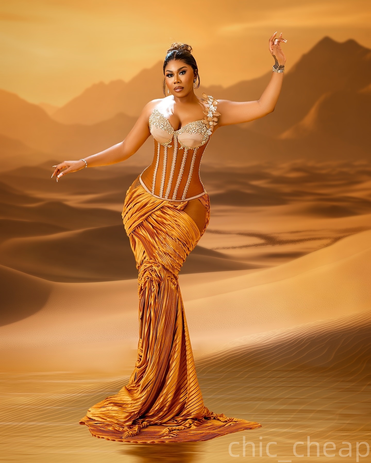 Gold Mermaid Prom Dresses 2025 Florals Crystals Velvet Illusion Evening Formal Party Second Birthday Engagement Gowns Plus Size Dress For Special Occa