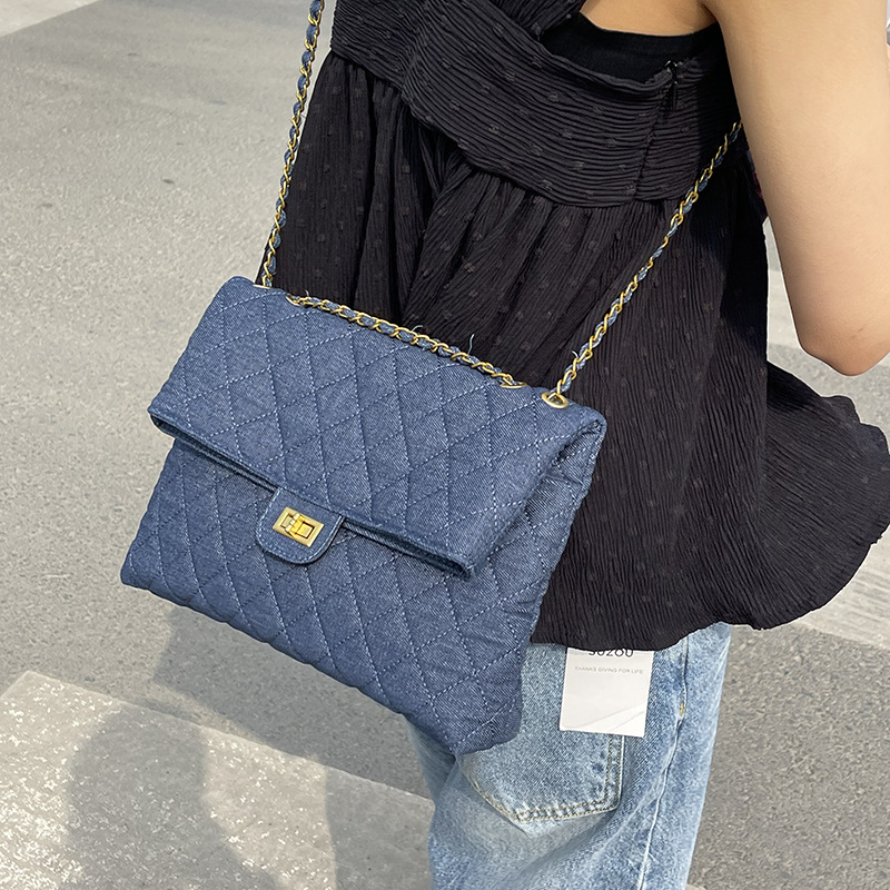 Free shipping designer Fashion Bags Large capacity women bag new fashionable chain bag denim single shoulder crossbody bag Exquisite Classic