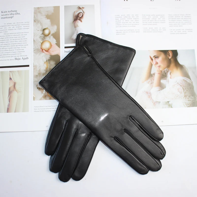 Ladies Sheepskin Gloves Classic Solid Color Versatile Leather Spring Knit Lining Cycling Driving Gloves Autumn 251015