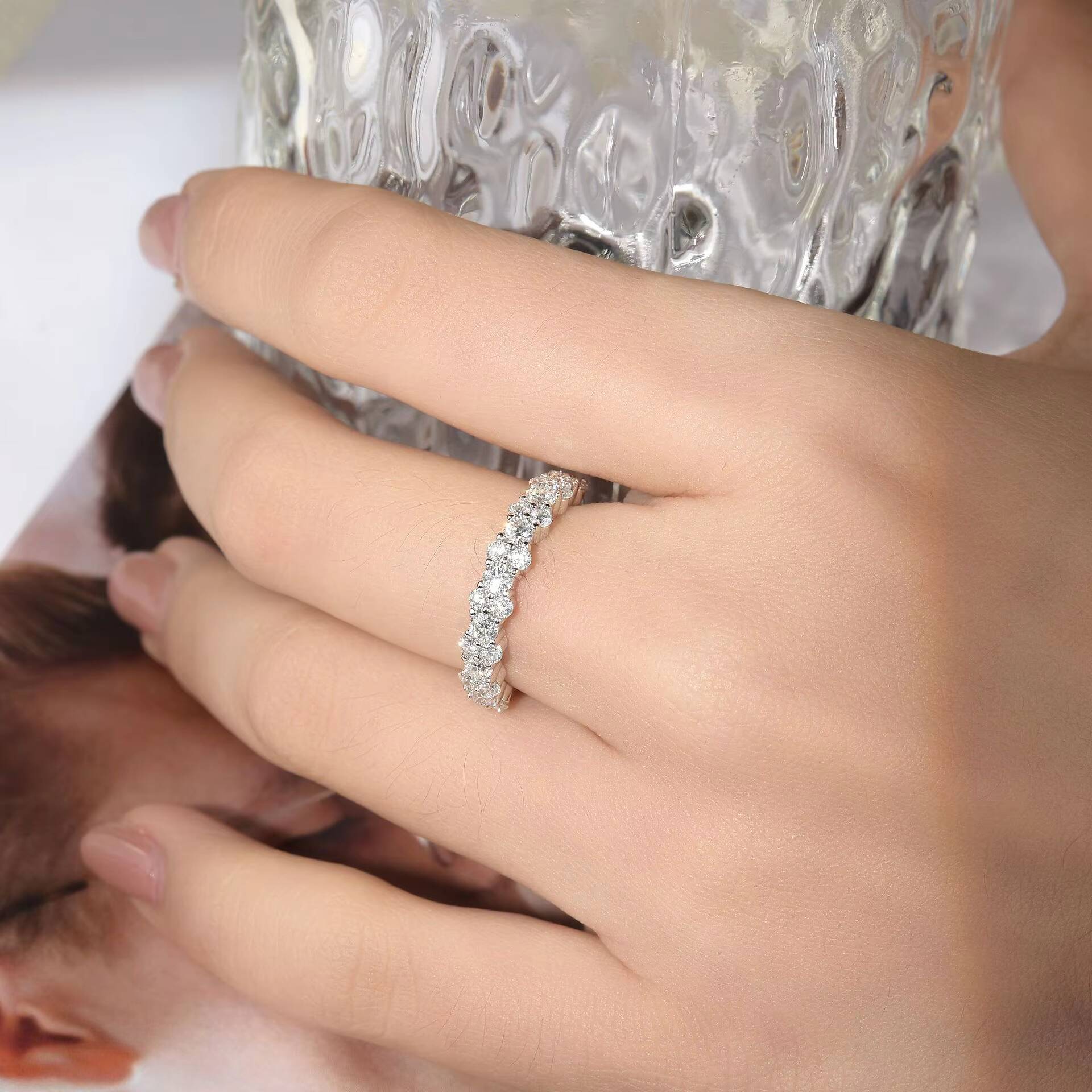 Fashion Moissanite Jewelry S925 Silver White Gold Plated VVS1 Full Moissanite Diamond Row Band Ring for Women