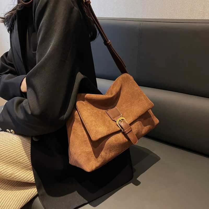 Fashion Bags for Women Suede Soft PU Leather Handbags Designer Luxury Messenger Bag Ladies Shoulder Crossbody Bag Z251018
