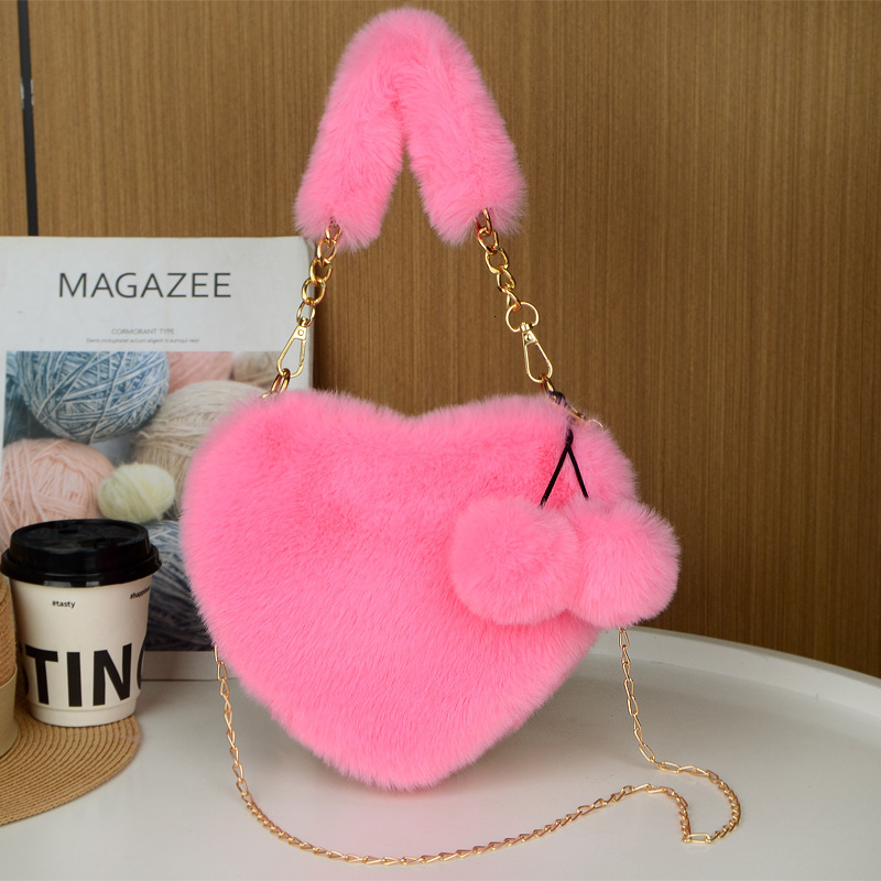 New rabbit fur plush designer cute and fashionable women's hand-held heart-shaped bag, single shoulder slanted body large capacity bag