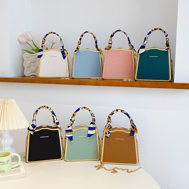 Free shipping designer Fashion Bags New high quality fashionable versatile single shoulder crossbody bag women Stylish Chic Functional Trendy Lightwei