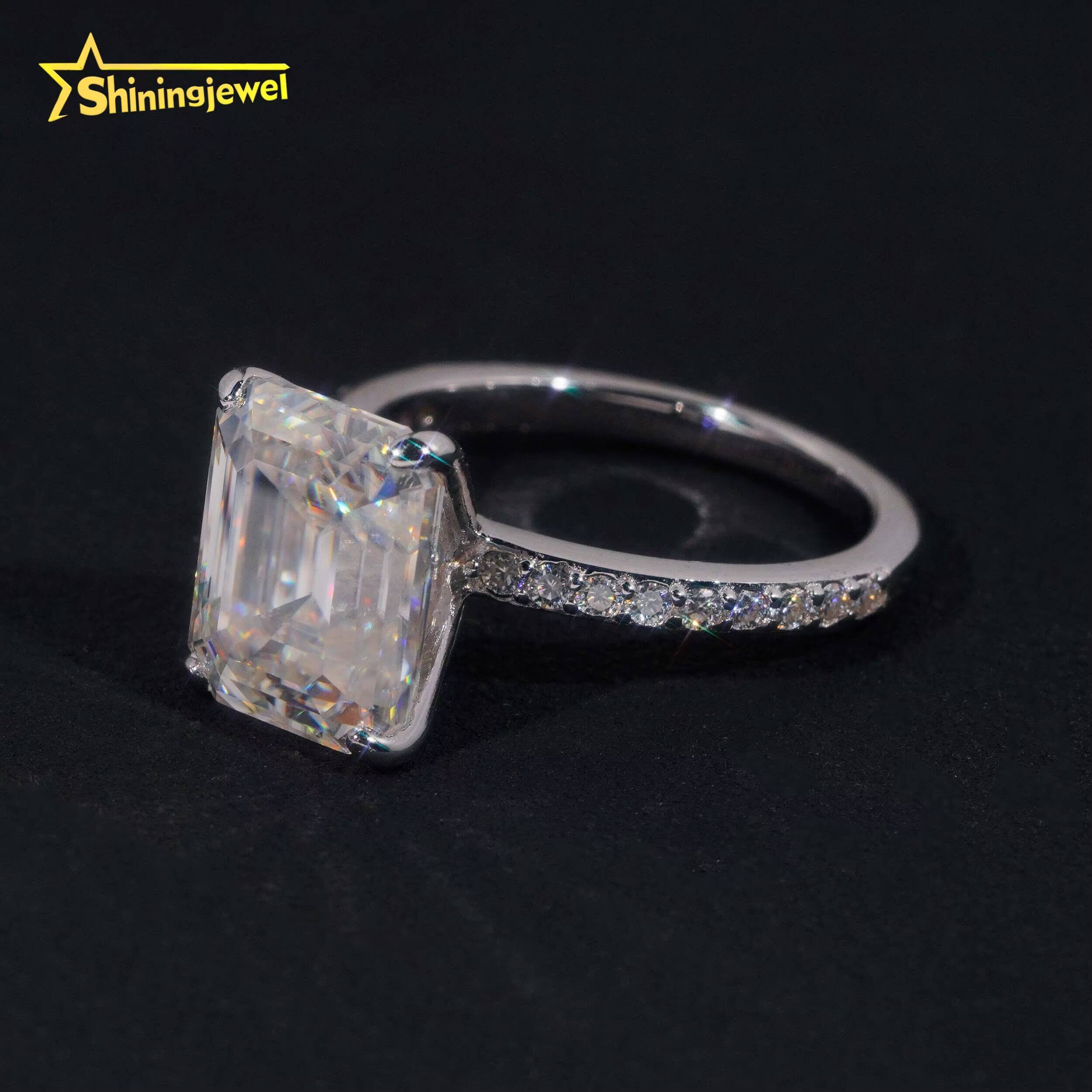 Fast Shipping Gold Plated Emerald Cut Wedding Ring Moissanite VVS Pass Diamond Test 925 Sliver Engagement Rings for Women