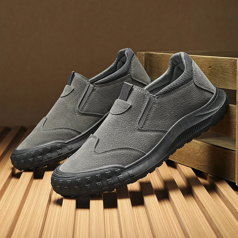 Handmade Leather Men Loafers Autumn Breathable Men Casual Shoes Slip on Male Driving Shoes Comfortable Sneakers 251013